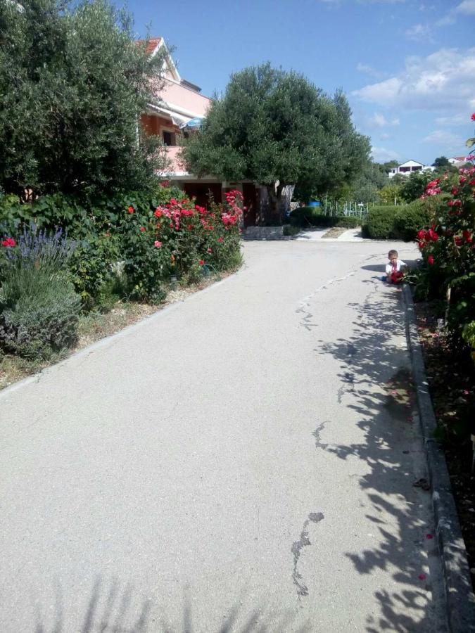 Apartment Olive Jovici  Zewnętrze zdjęcie