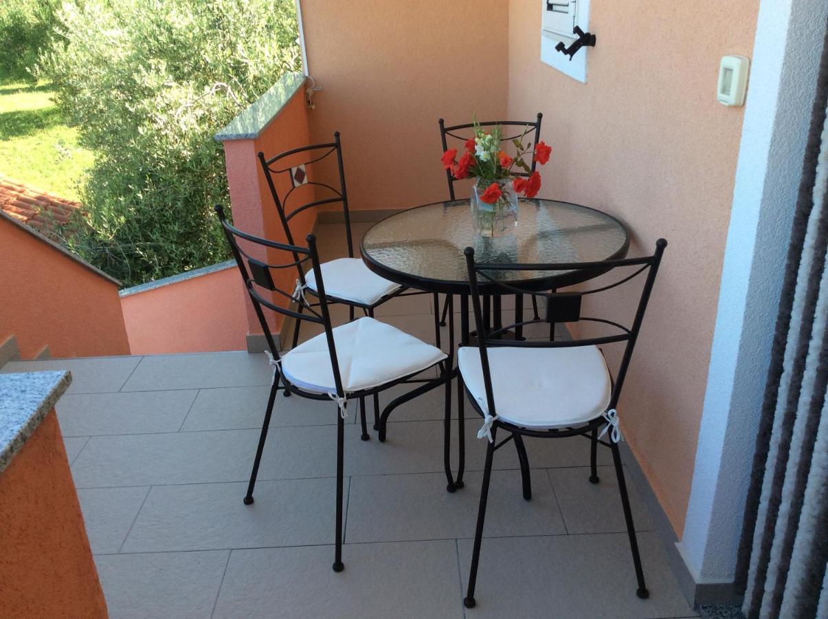 Apartment Olive Jovici  Zewnętrze zdjęcie