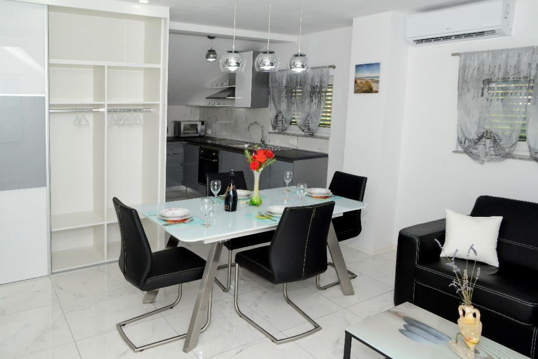 Apartment Olive Jovici  Zewnętrze zdjęcie
